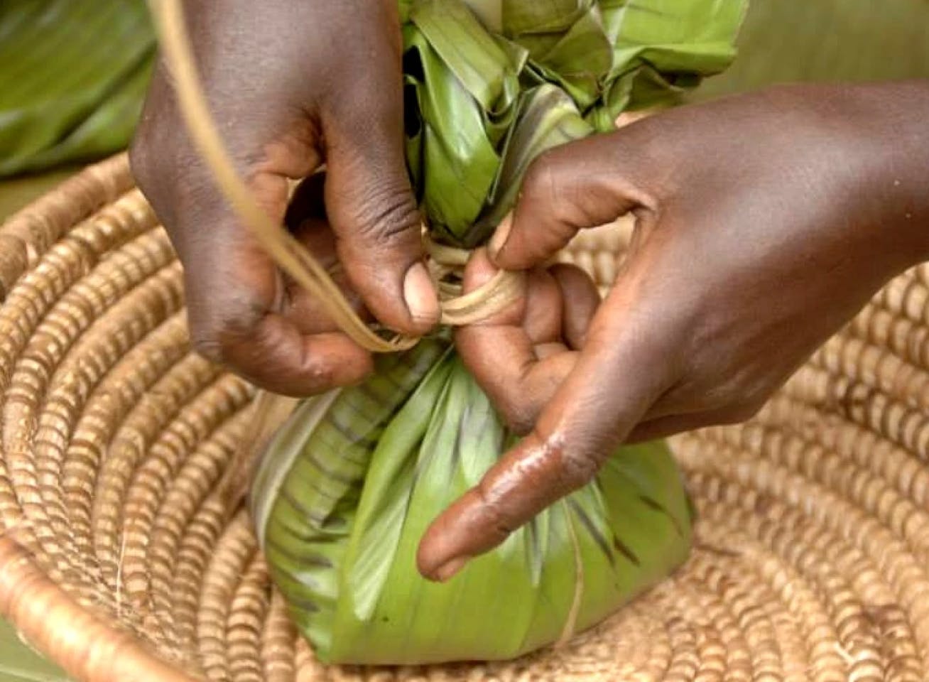 Banana leaf packaging