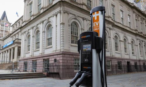 Electric vehicle and 'compact’ city combo could reach emissions targets