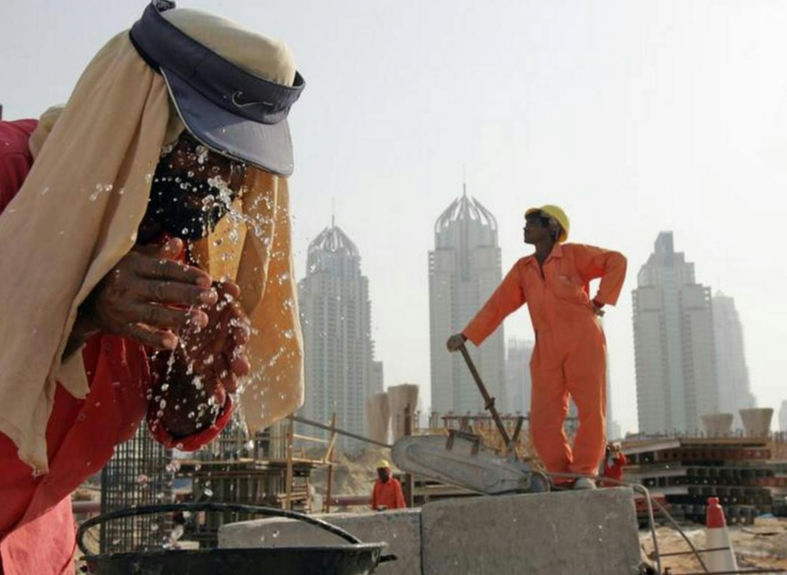 hot temperatures in dubai