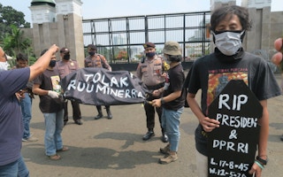 Protest against mining bill - Indonesia