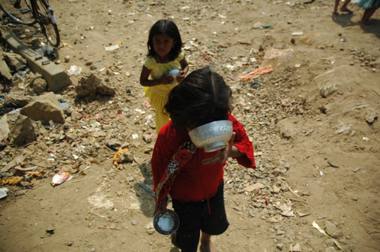 Hungry children in India