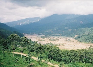 A village along the Tamiang river was flooded in 2007, affecting 200,000 people