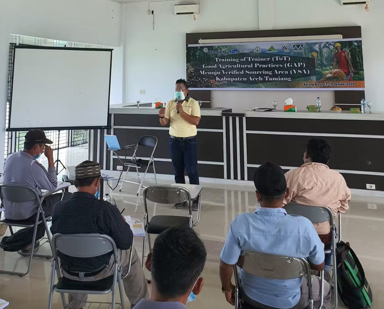Government training of smallholders in Aceh