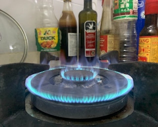 A gas hob in a home in Singapore