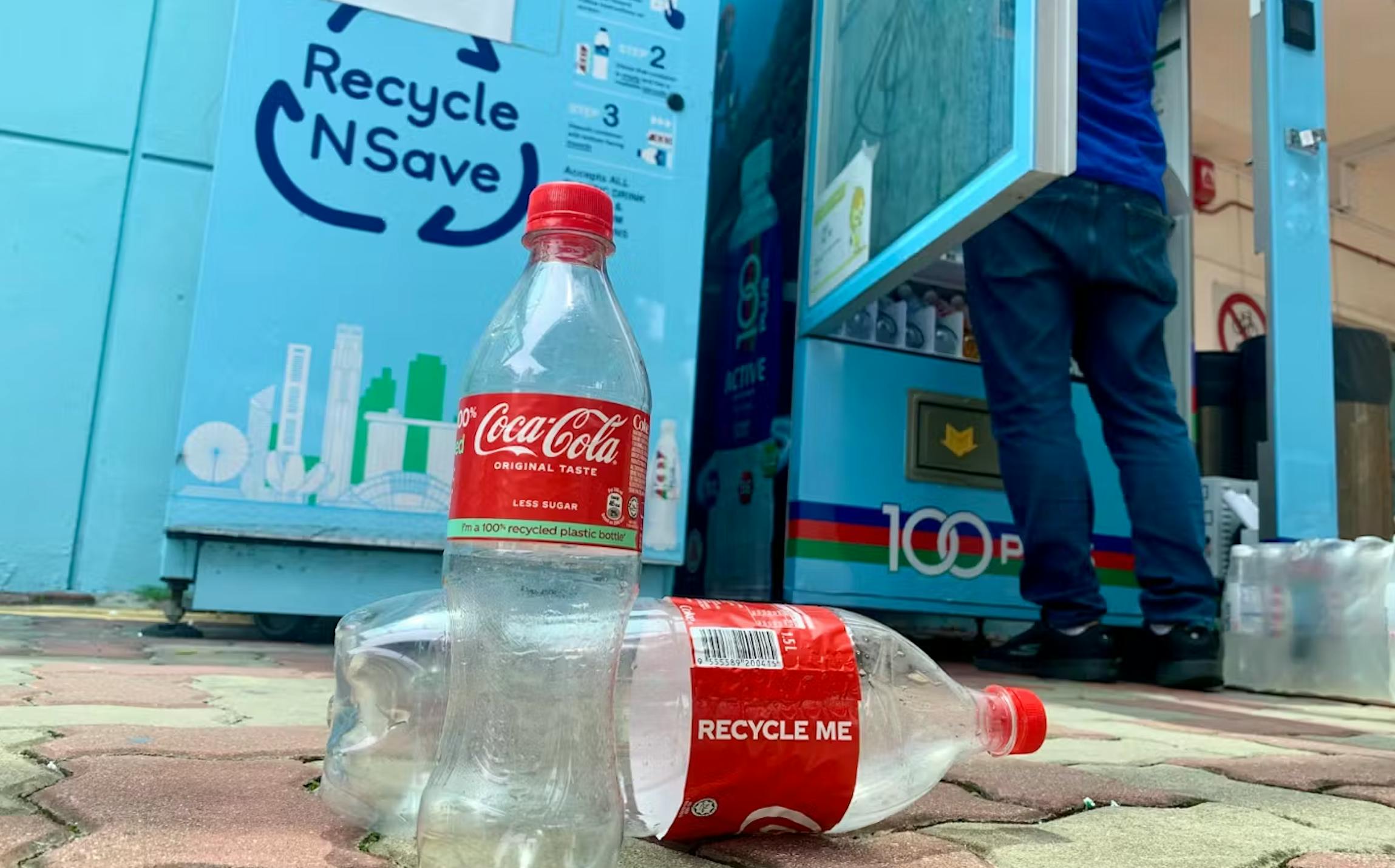 A beverage container return system in Singapore