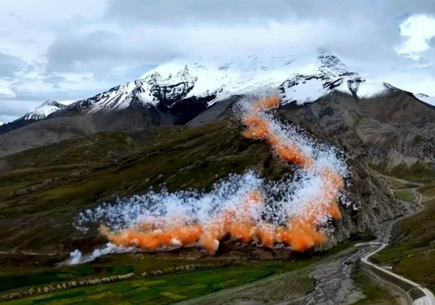 The Rising Dragon event in Tibet