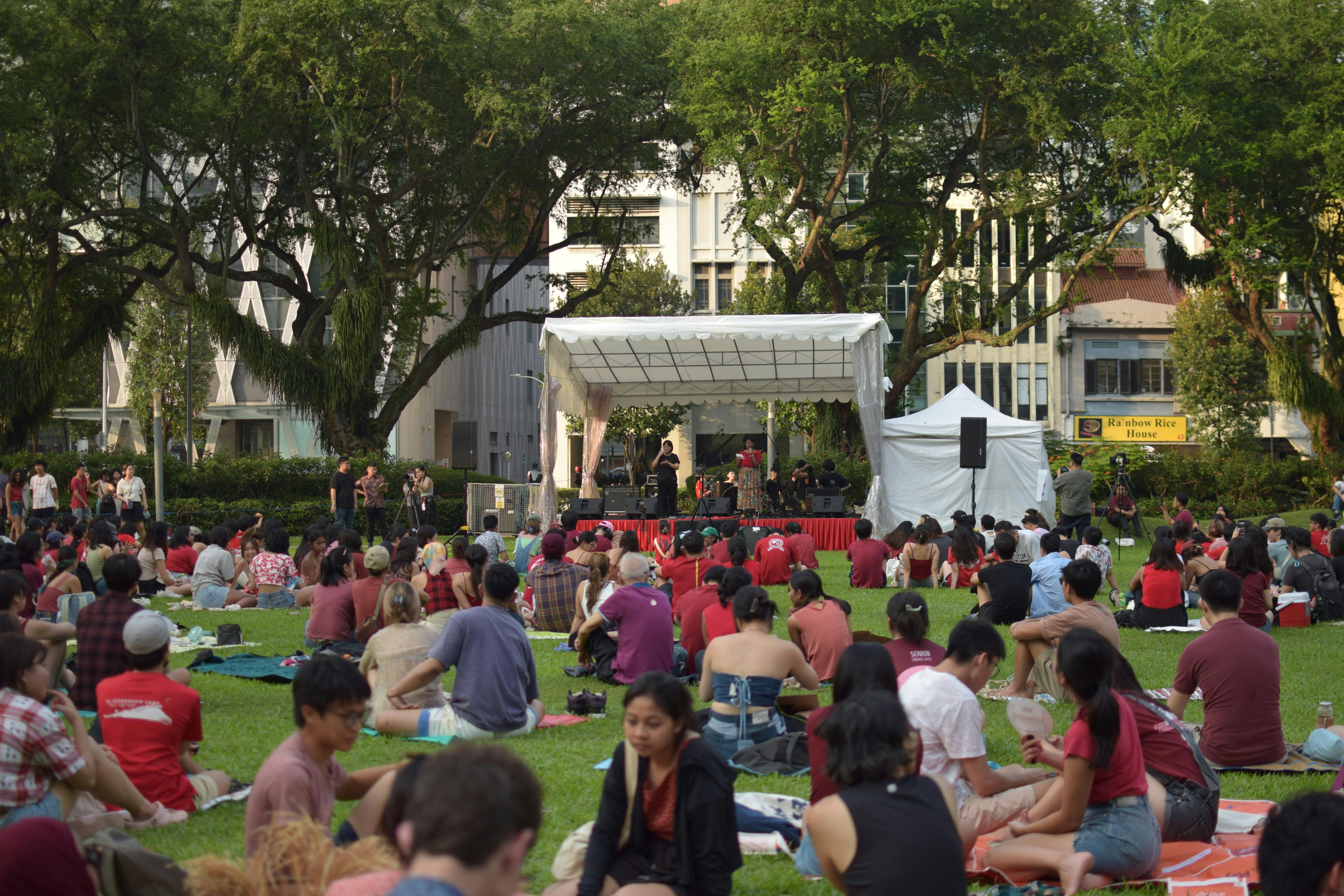 SG Climate Rally crowd listening to speeches