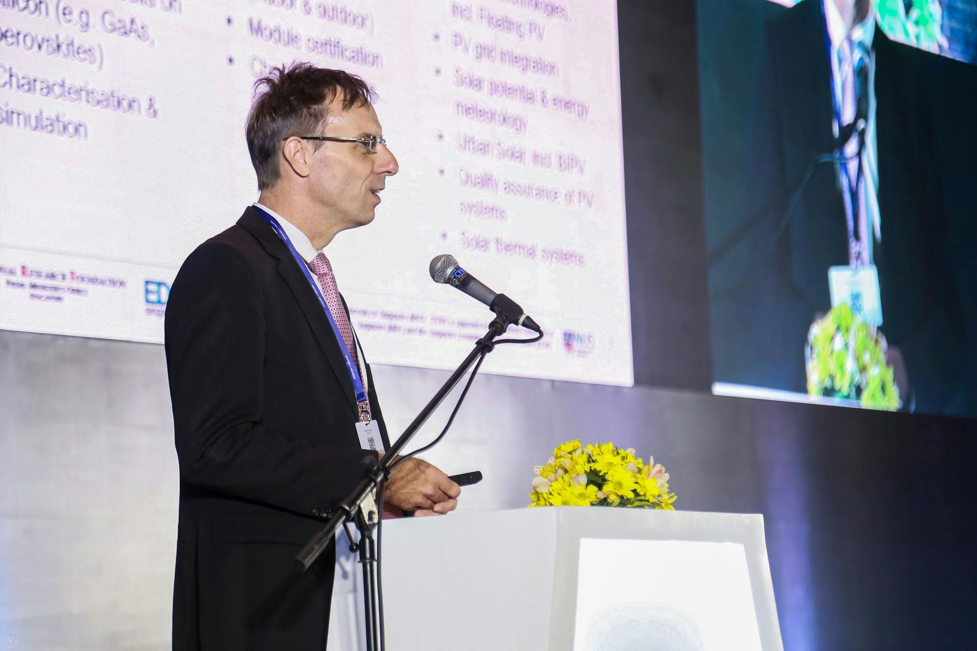 [Tagalog] Thomas_Reindle