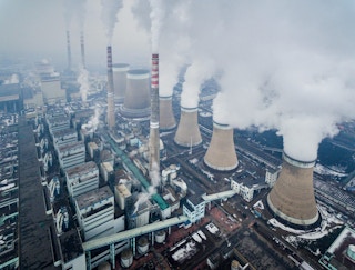 China to cut energy intensity, but no consumption cap in new 5-year plan