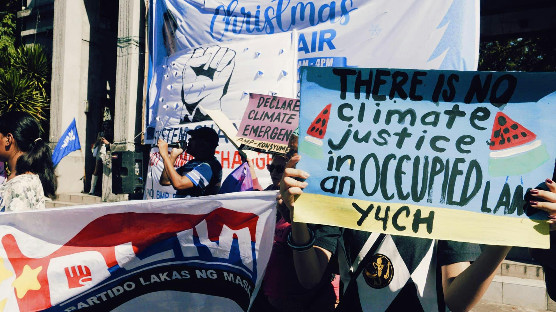 Philippines Youth for Climate Hope demonstration