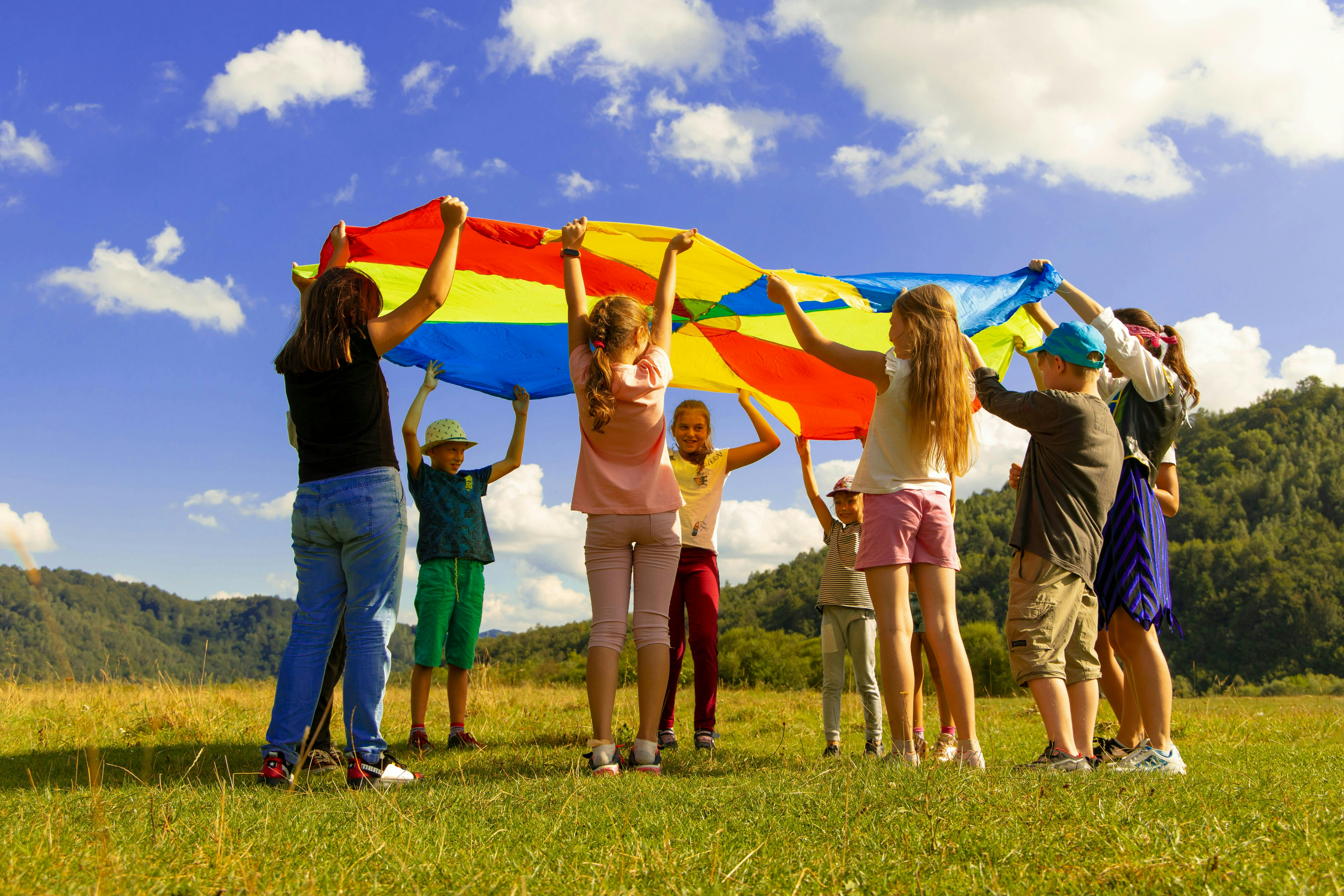 Balloon_Children_Nature