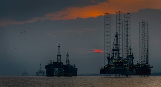 oil_rigs_sunset