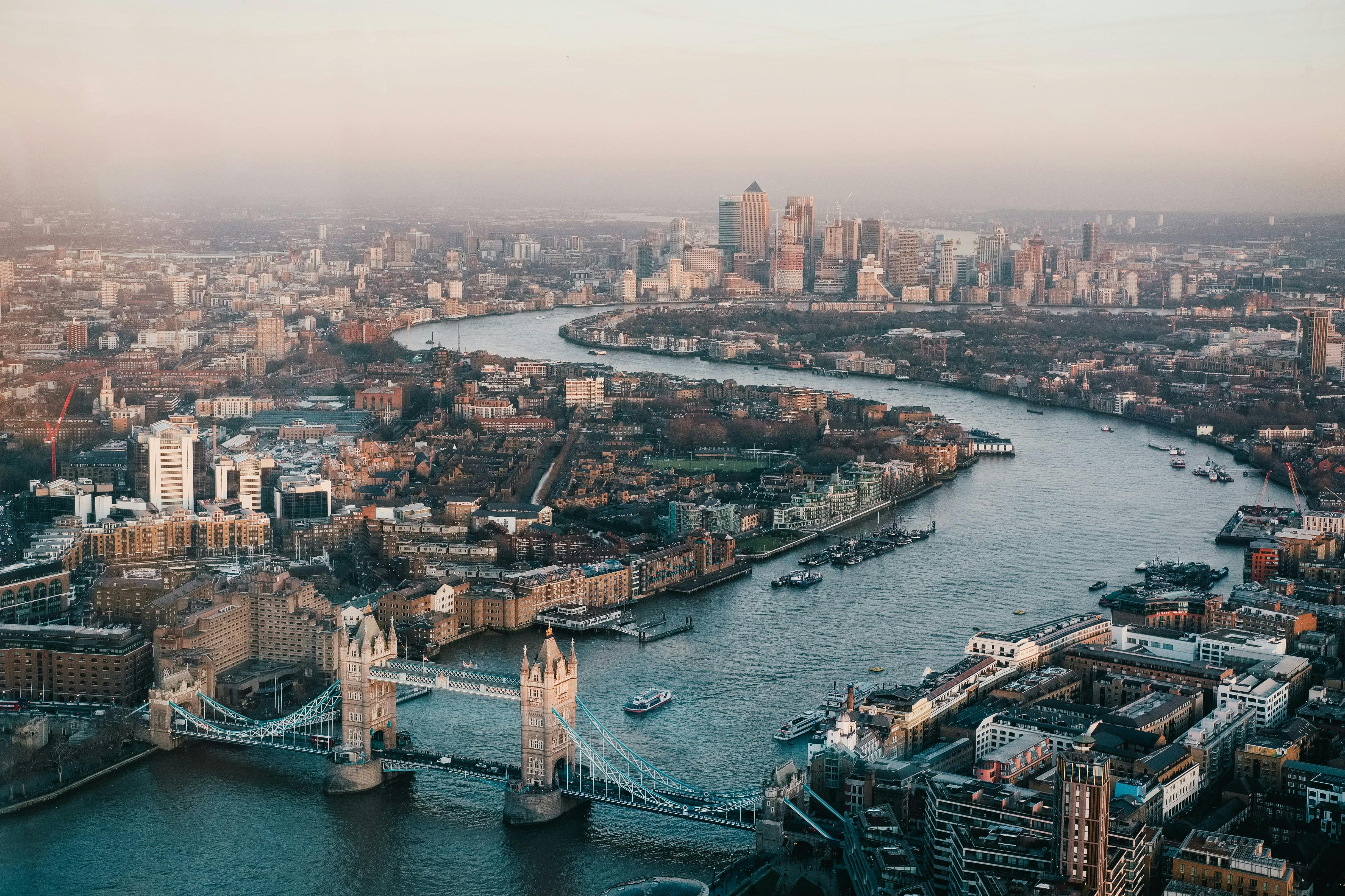 The merger would connect London’s institutional financial market with Singapore’s growing carbon services sector, strengthening the city-state’s effort to establish itself as Asia’s centre for carbon trading and finance.