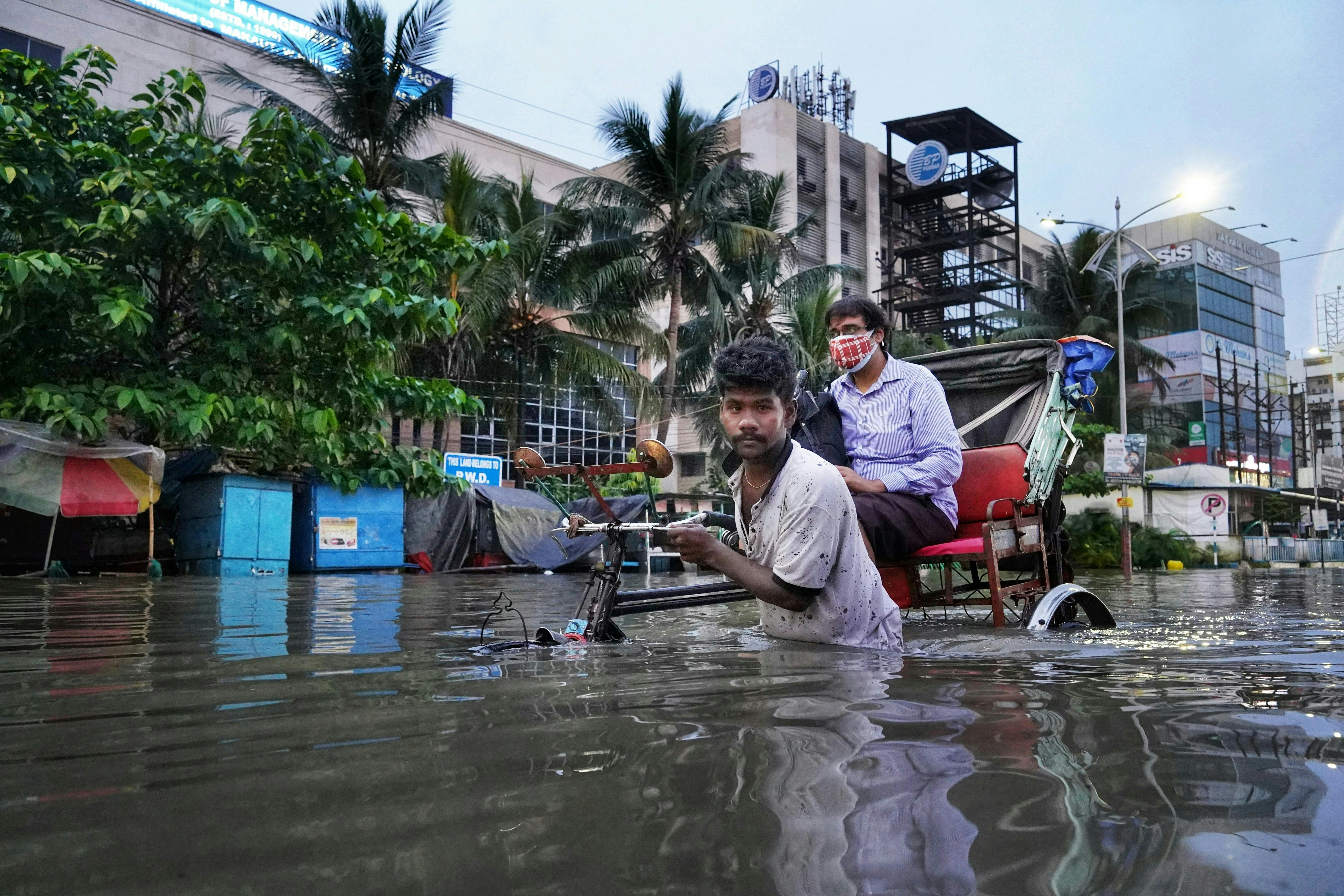 Cyclone_Flood_Delhi_India