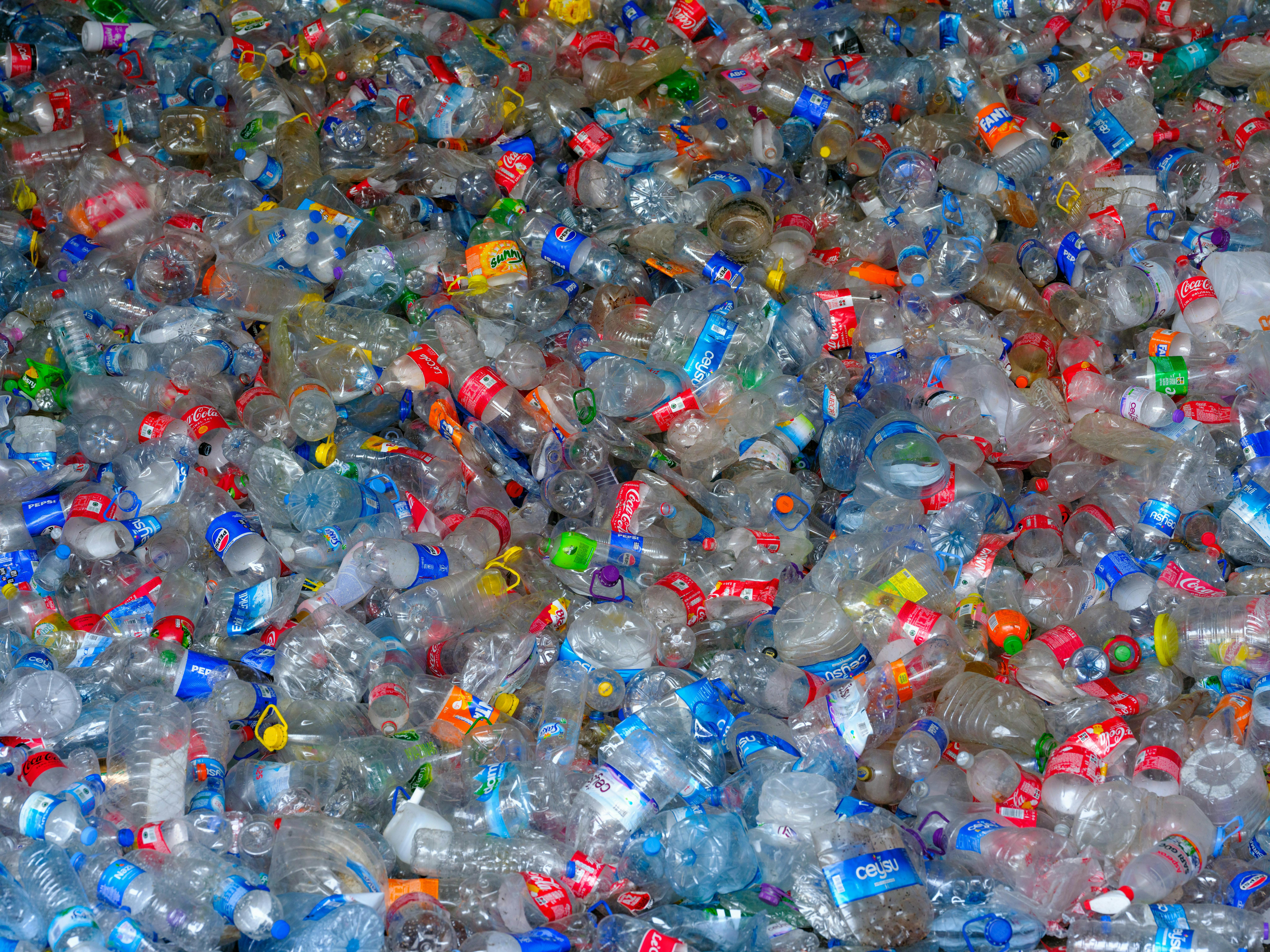 Pile_Plastic_Bottles_Global_Plastics_Treaty