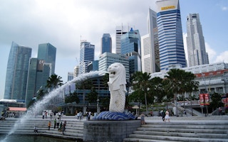 merlion singapore city skyline