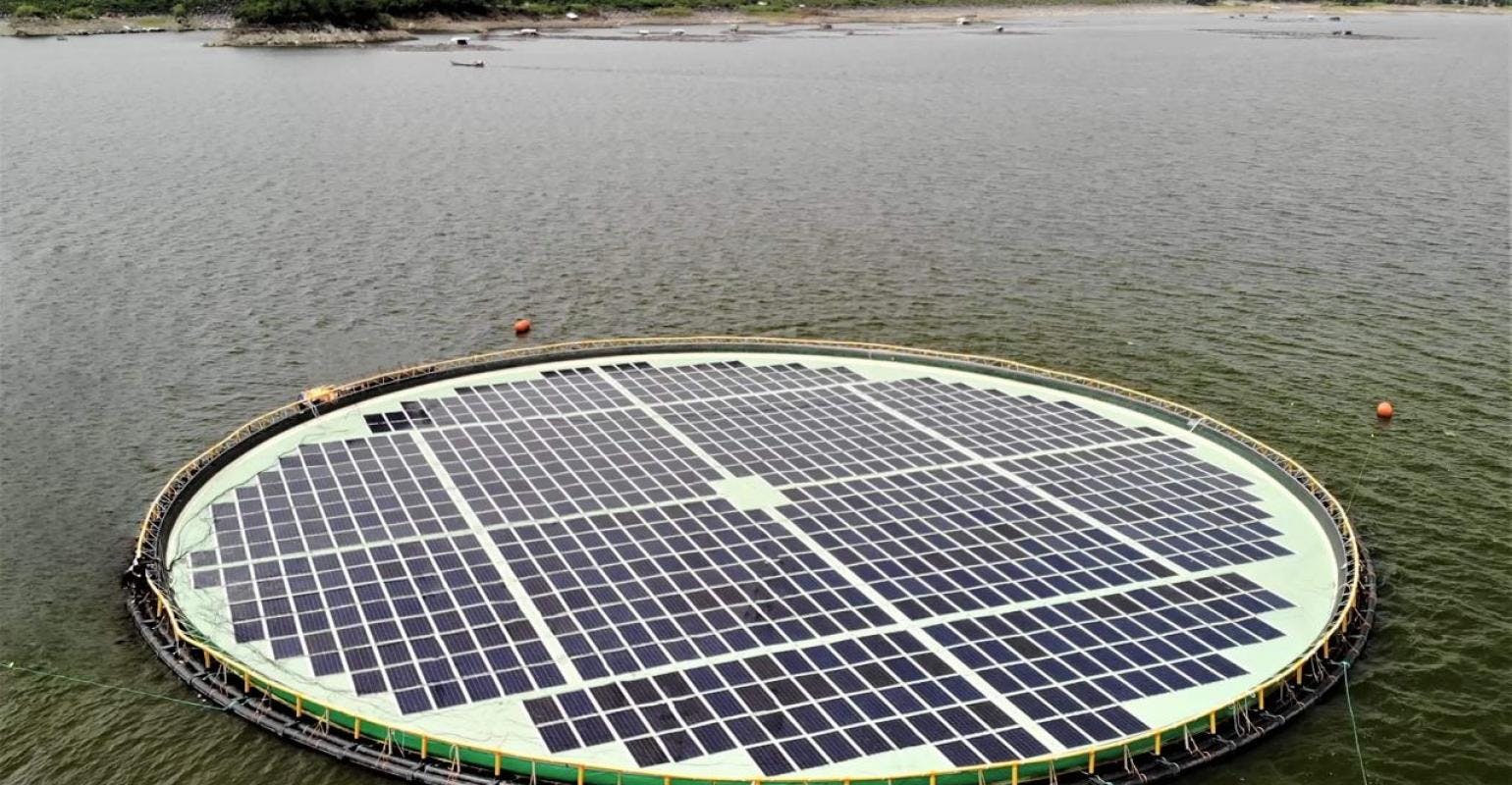 Filipino Firm Pilots 200-KW Floating Solar Power In Magat Dam | News ...