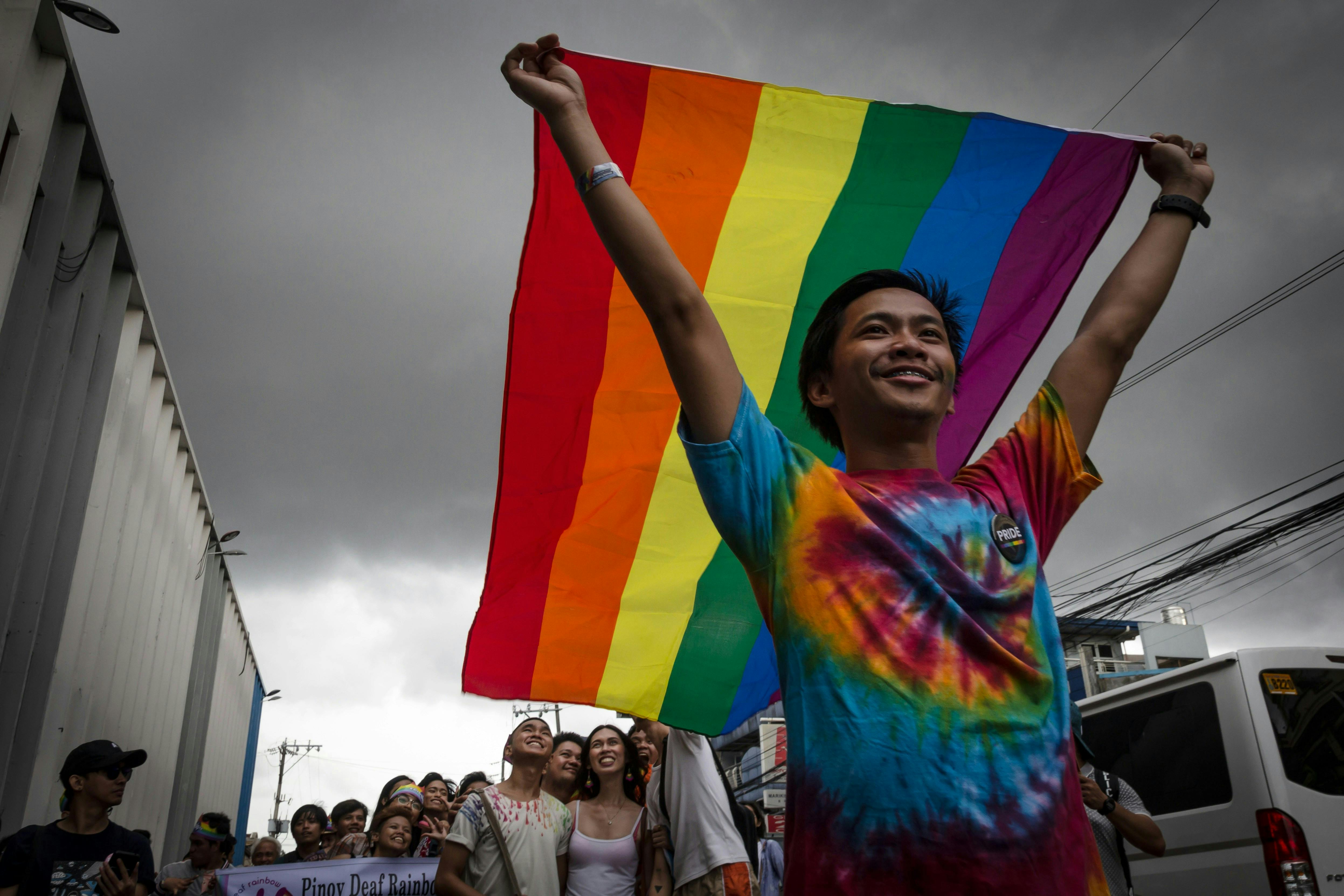 Right_to_Care_Gay_Pride_Philippines