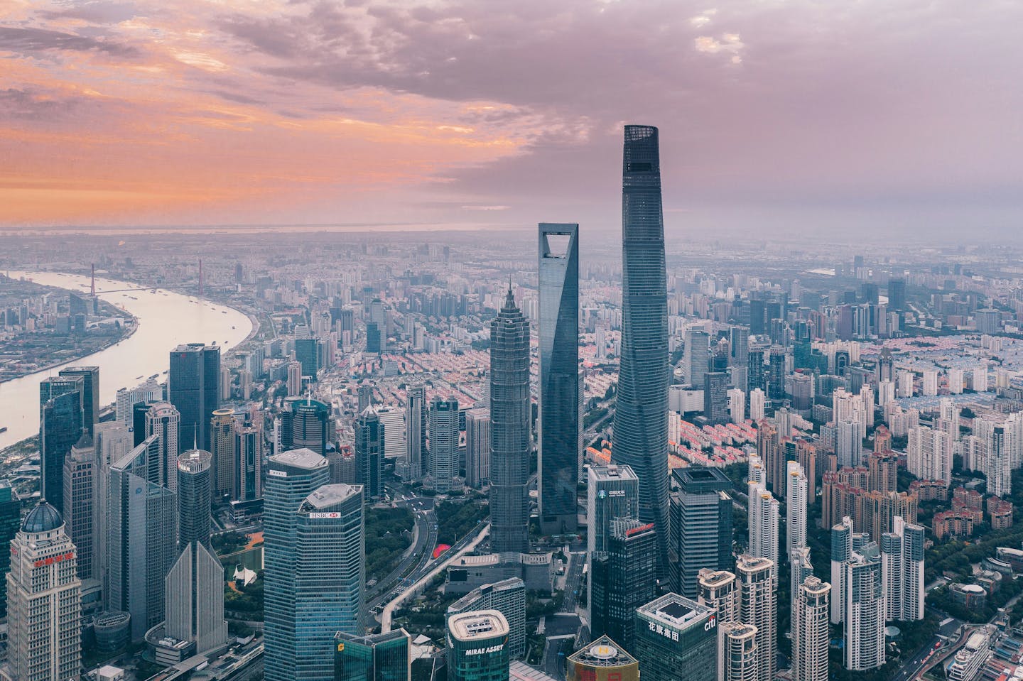 Asia Takes the Lead in Global Green Economy, Market Value Surpasses $10 Trillion