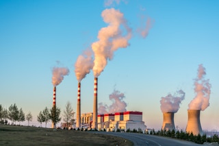 Coal power, China, emissions pledge