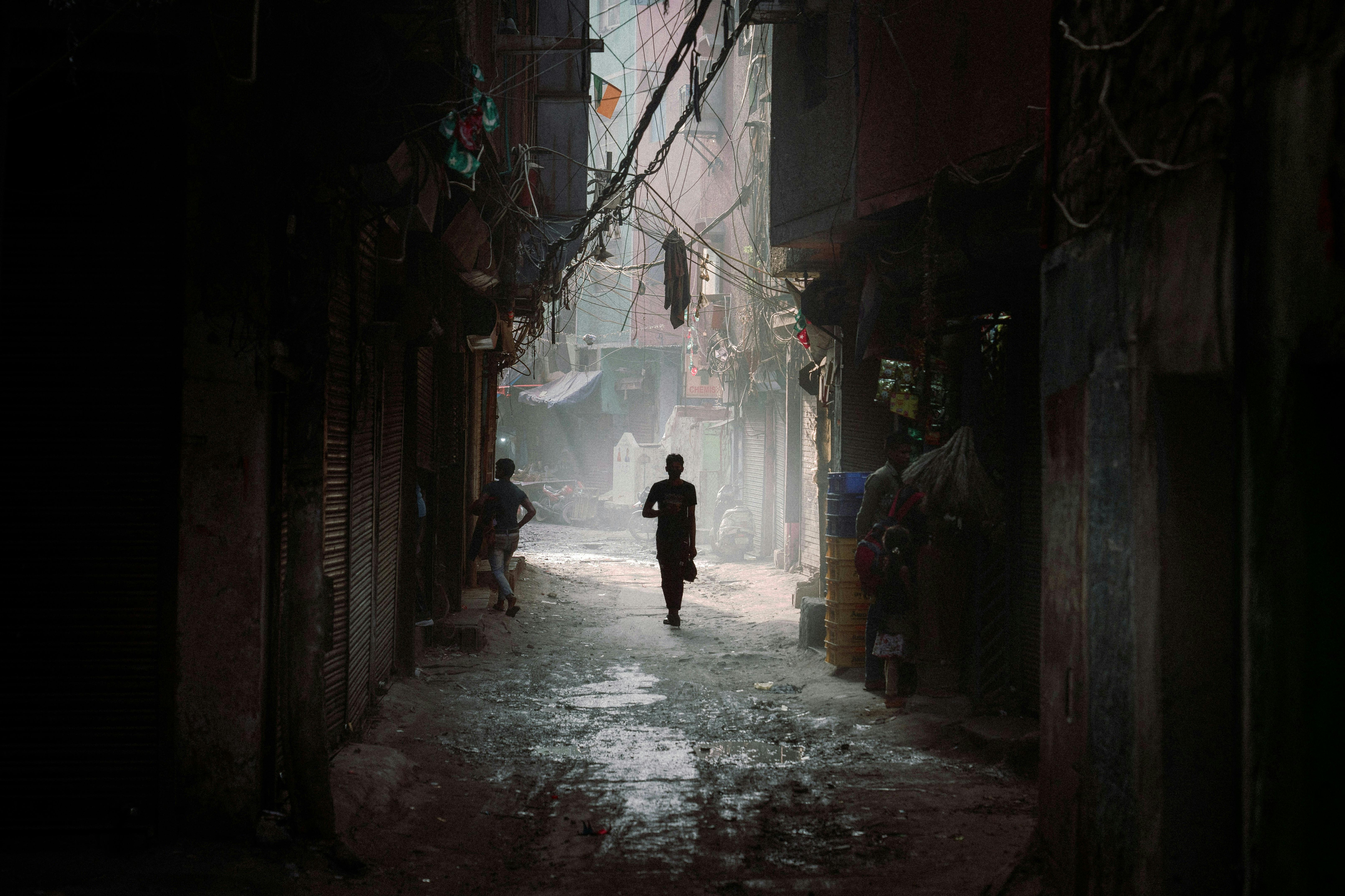 Old_Delhi_Smog_Alley