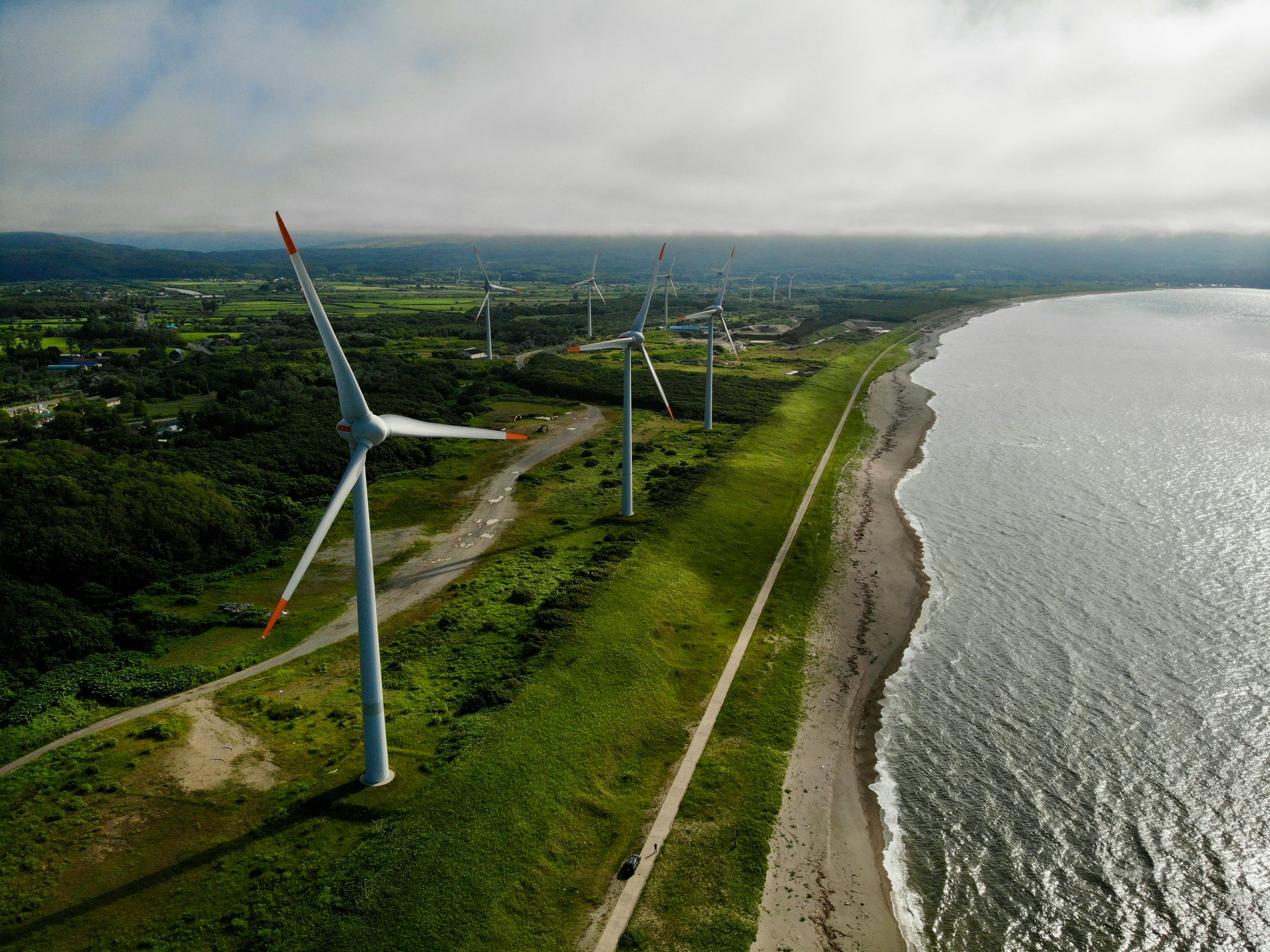 Wind_Farm_Hokkaido_Japan