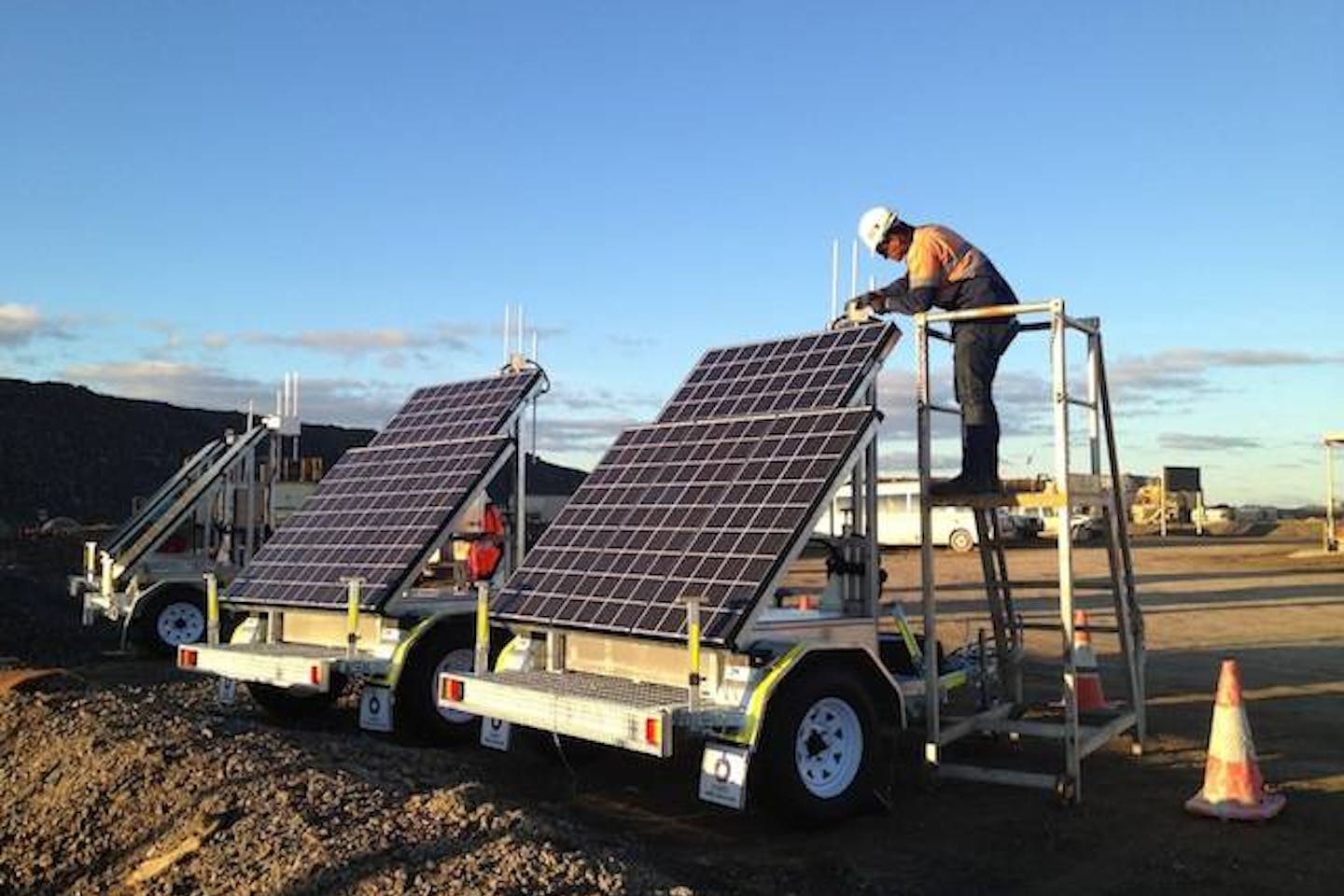 Barrick Gold solar-powered trailer with wireless mesh network
