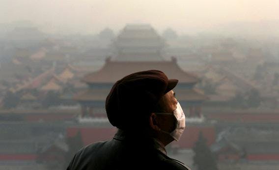 beijing man smog