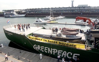 Icebreaker Greenpeace