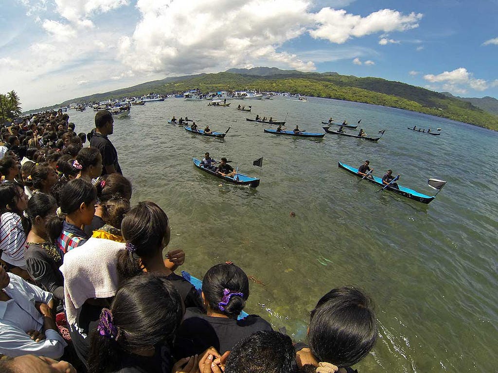 indonesia tidal bore