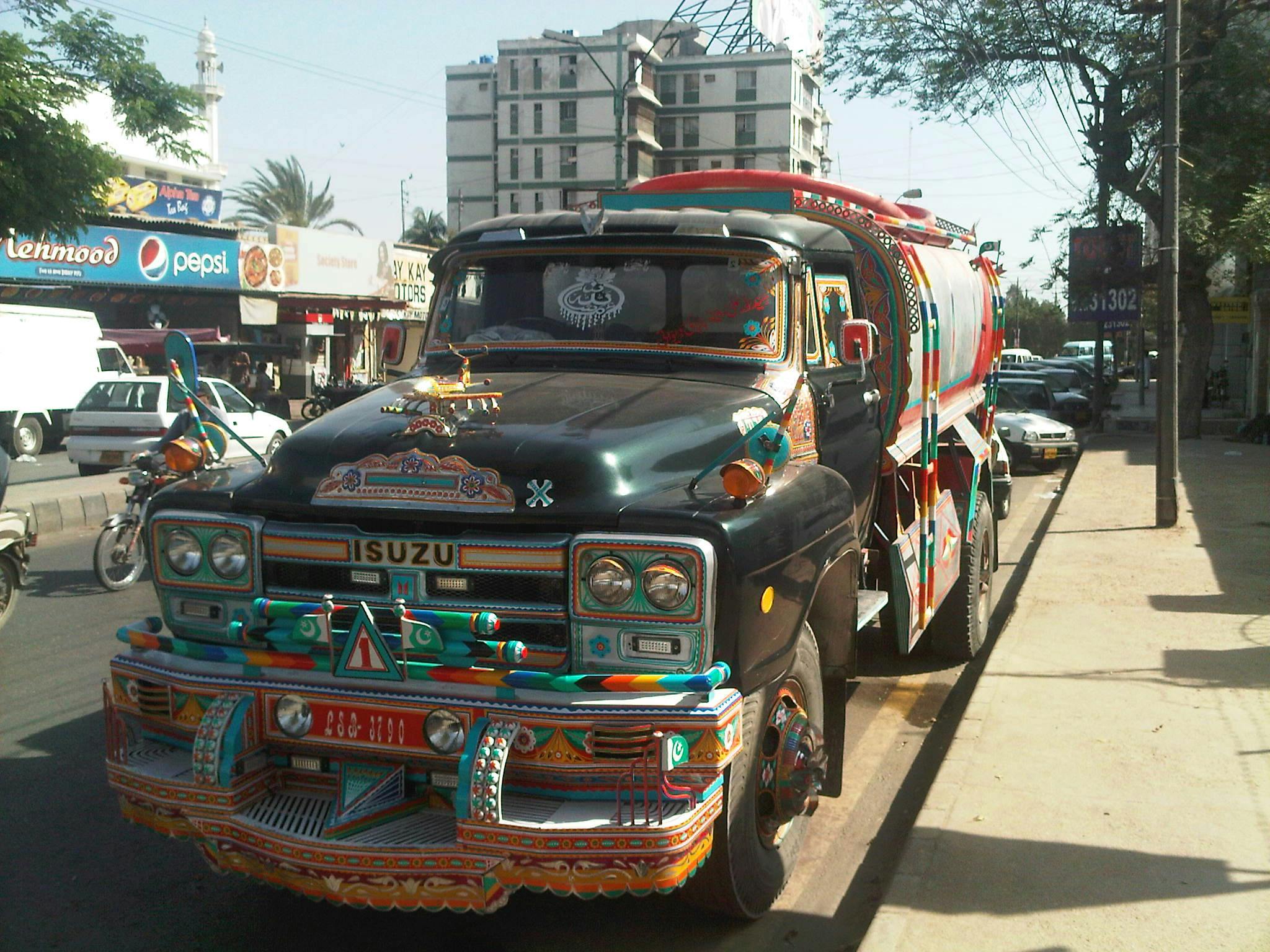 water tanker in Karachi