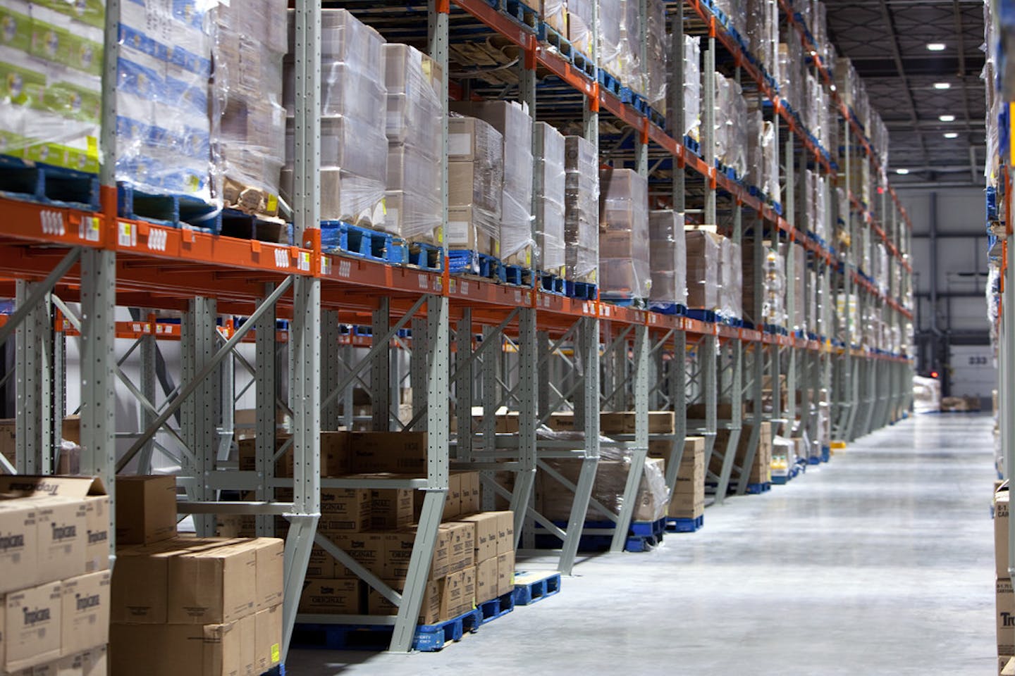 Walmart warehouse supply chain