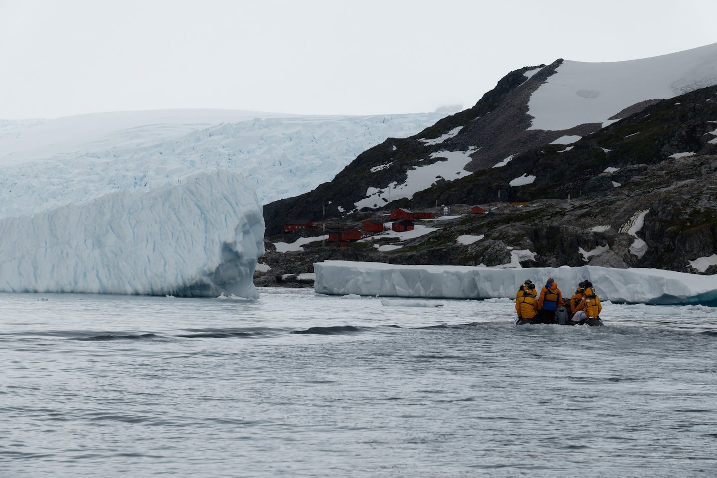 explorers in antarctica