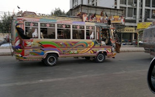 pakistan karachi bus