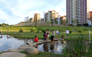 Singaporeans relax in Bishan Park