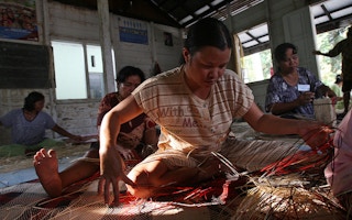 women mat weavers 