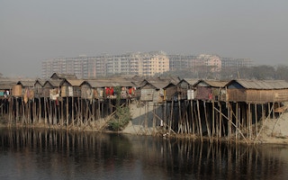 shanties in Dhaka