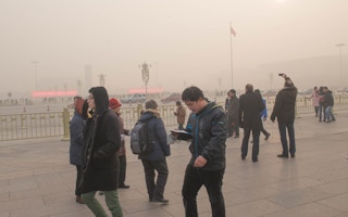 Tian en Men square in thick smog