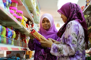 Women shopping for groceries in Kuala Lumpur