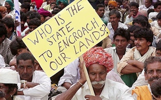 Narmada dam protest