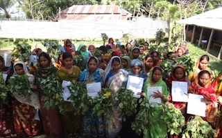 bangladeshi women training farming climate