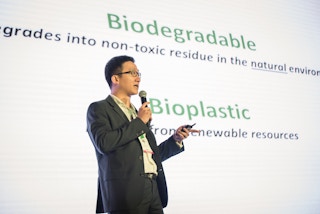 Dr Zhaotan Xiao from RWDC Industries pitching biodegradable bioplastic straws at The Liveability Challenge Finale