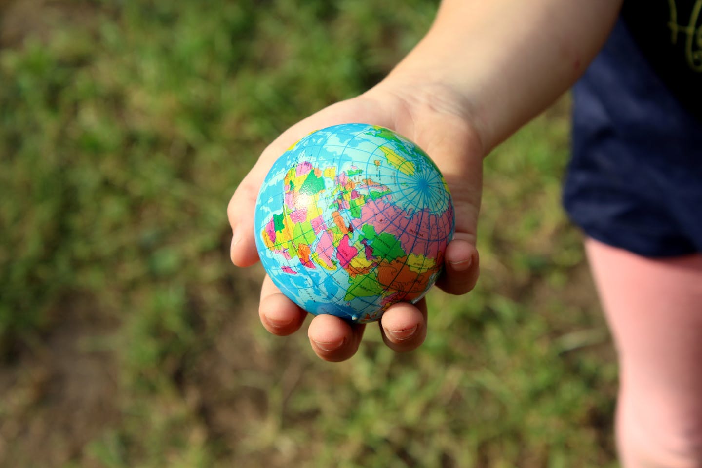 earth in hand 2