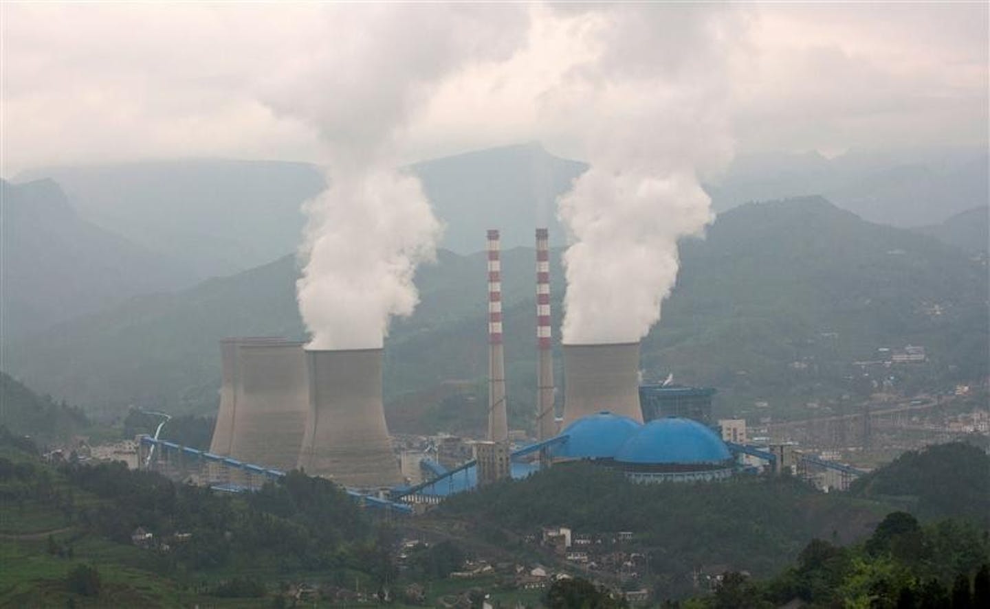 Air pollution concerns halt enormous coal plant in China Opinion