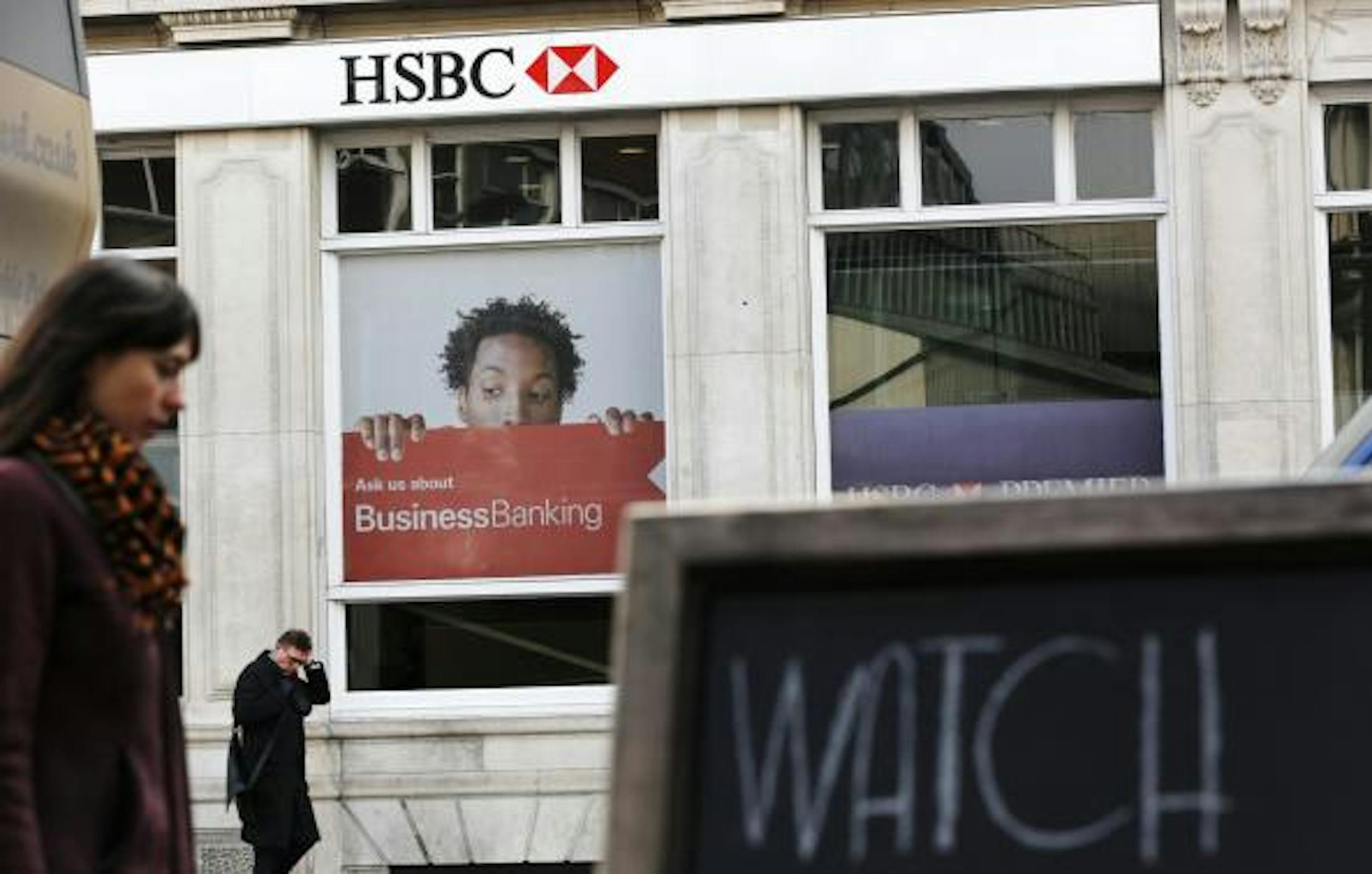 Hsbc Bank Helped Clients Dodge Millions In Tax News Eco Business Asia Pacific 2330