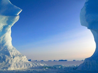 icebergs in antarctica ozone