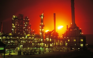 oil refinery australia