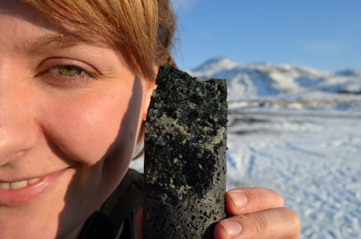 carbon emissions turn into stone