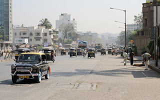 mumbai road cars