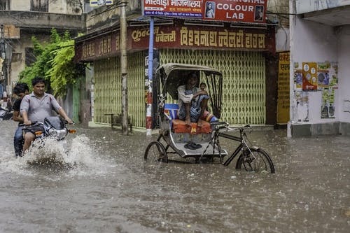 flash flood varanasi